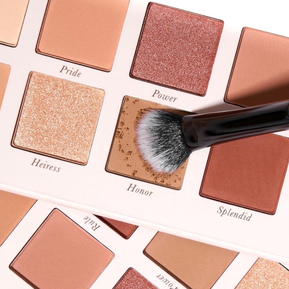 LAURA GELLER NEW YORK Seasonless Staples Reigning Rose 14 Pressed Eyesha… - Picture 5 of 11